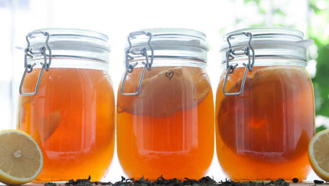 Kombucha: cum să prepari această băutură fermentată