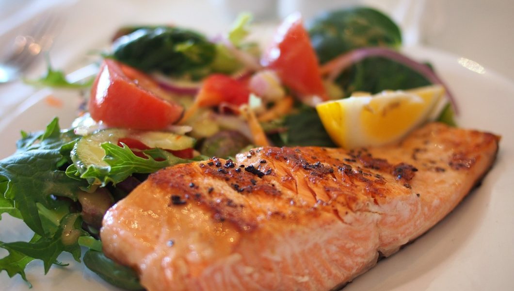 Dieta mediteraneana previne cancerul colorectal