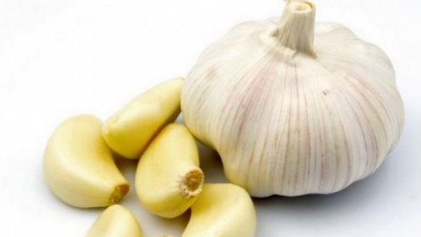 Rezultate incredibile pentru sanatate oferite de catre dieta cu usturoi