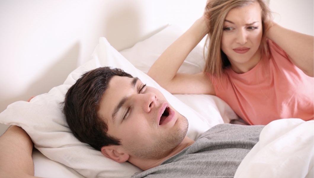 9 sfaturi pentru a opri sforăitul