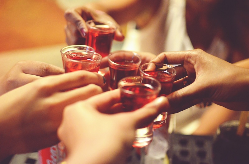 Alcoolul nu distruge coronavirusul
