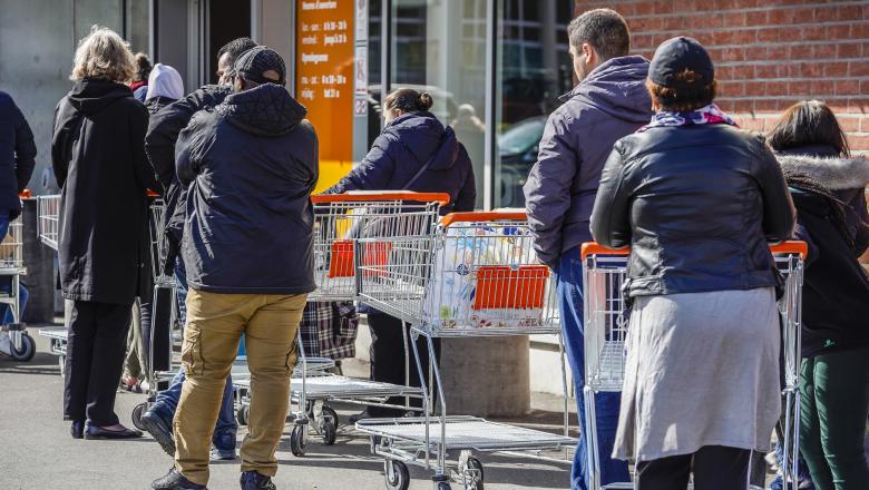 10 metode să te ferești de COVID-19 când ieşi din casă