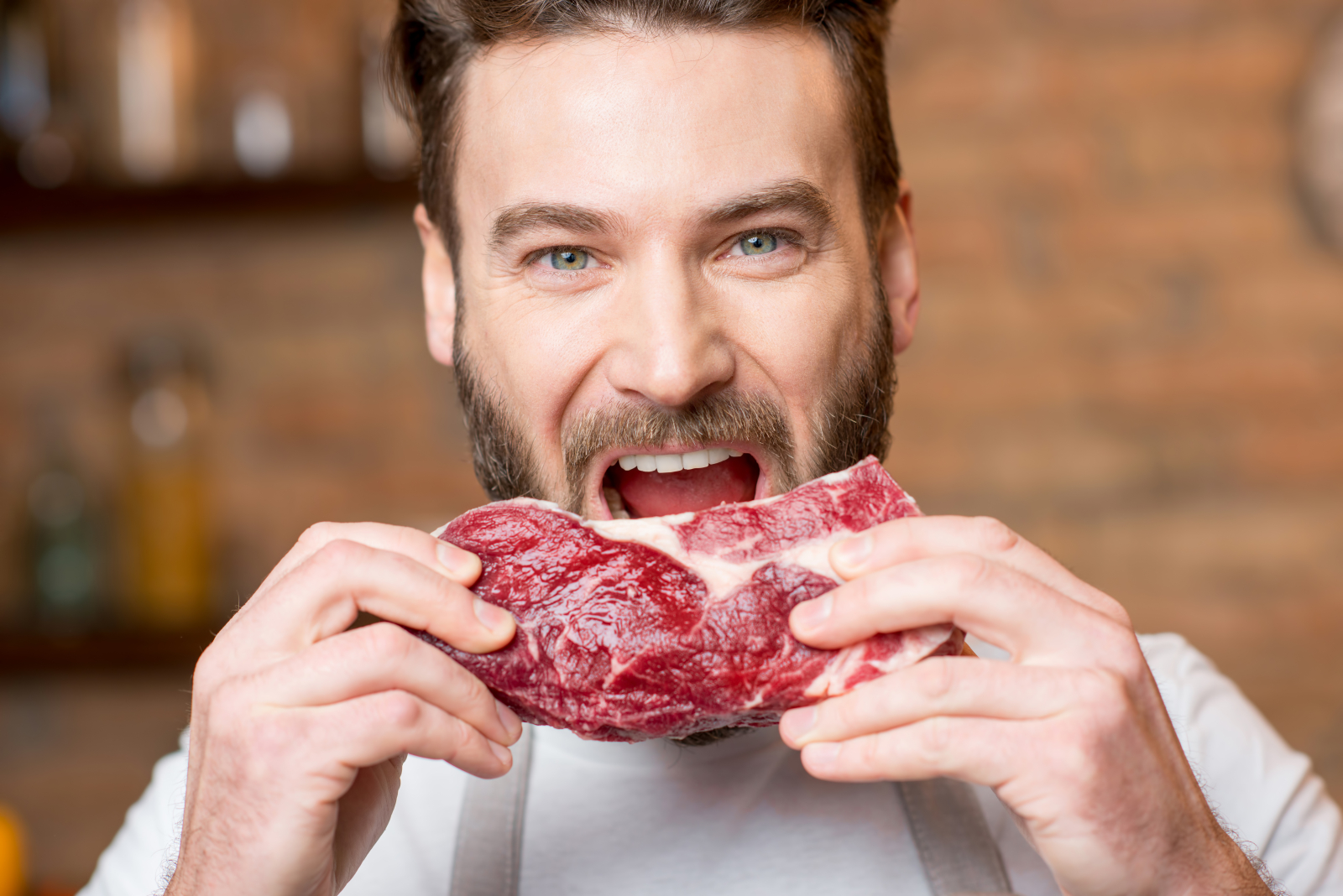 riscurile consumului de carne cruda