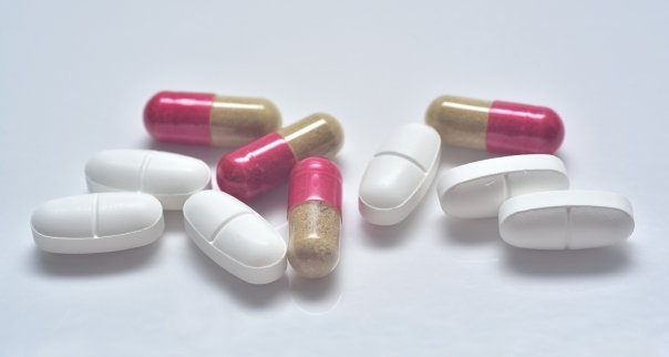 Ce au in comun analgezicele, corticoseroizii, diureticele si antihipertensivele