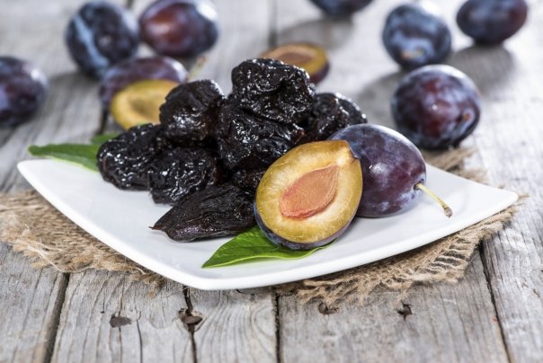 De ce sa tii o dieta cu prune