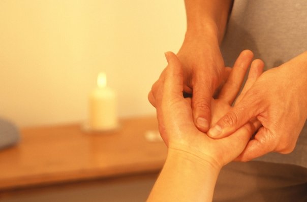 Cum ne ajuta reflexoterapia
