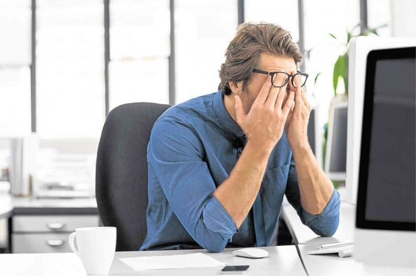 Cum sa-ti protejezi vederea atunci cand lucrezi mult la computer