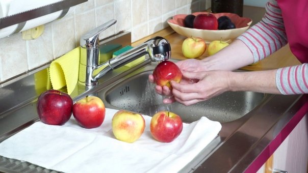 Spalarea fructelor nu te protejeaza garantat de boli