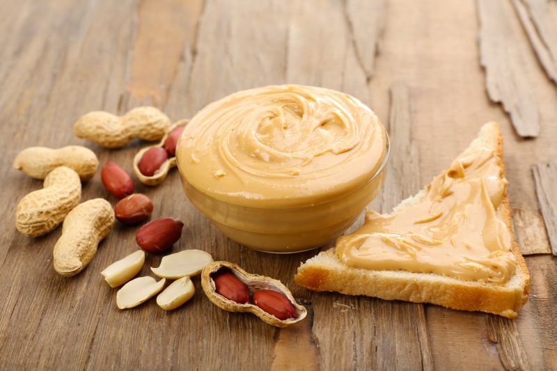 Motive intemeiate sa consumi unt de arahide